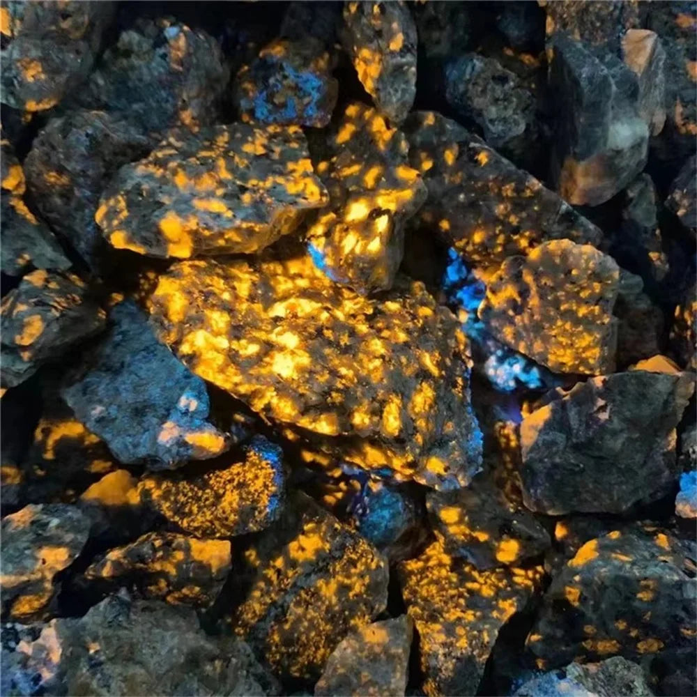 Healing natural sodalite yooperlites rough stone glittery healing crystal raw yooperlite stone for decoration