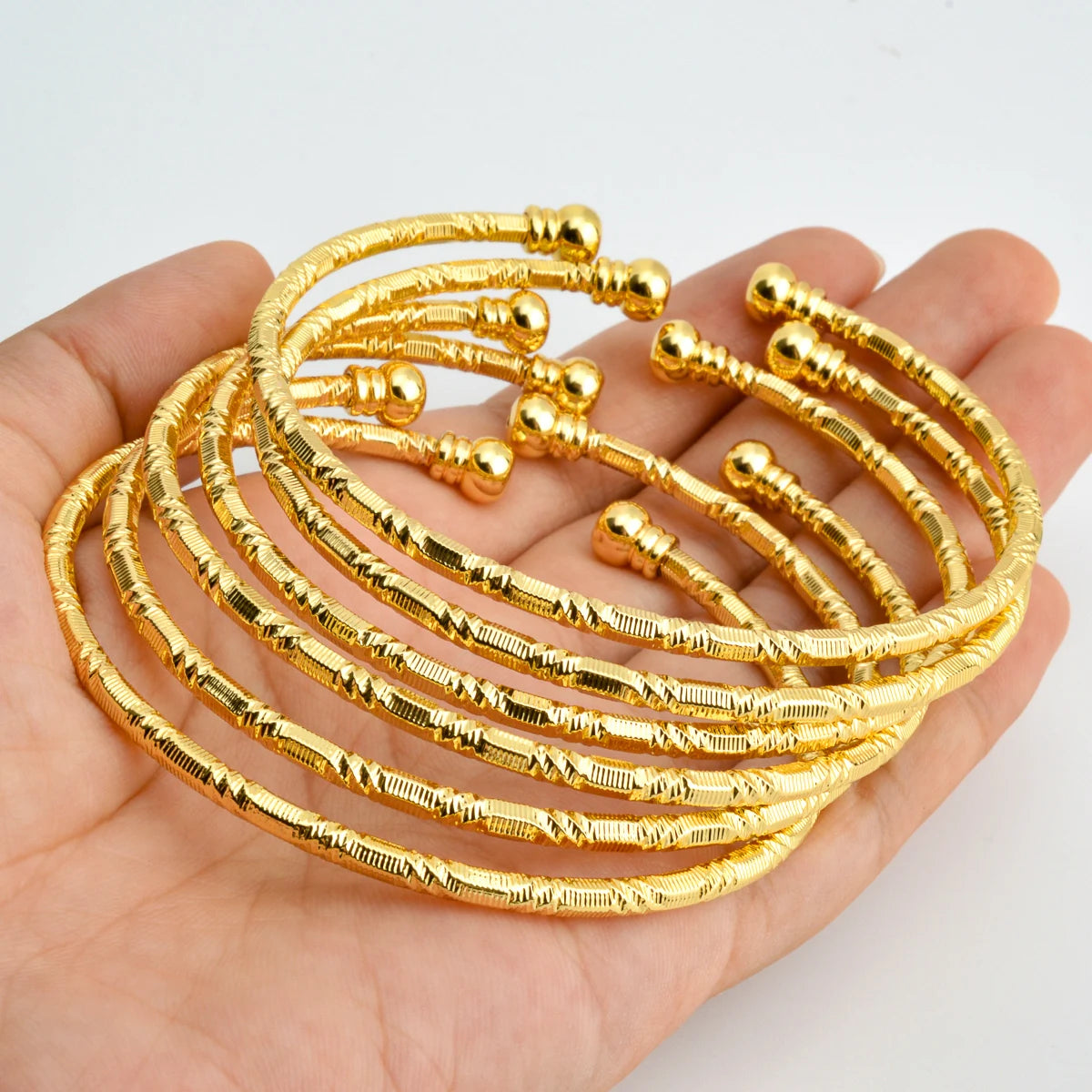 6Pcs/Set Dubai Bangles Set For Women Indian Africa Lady Jewelry Ethiopian Gold Color Cuff Bangles Wedding Bride Jewelry Gift