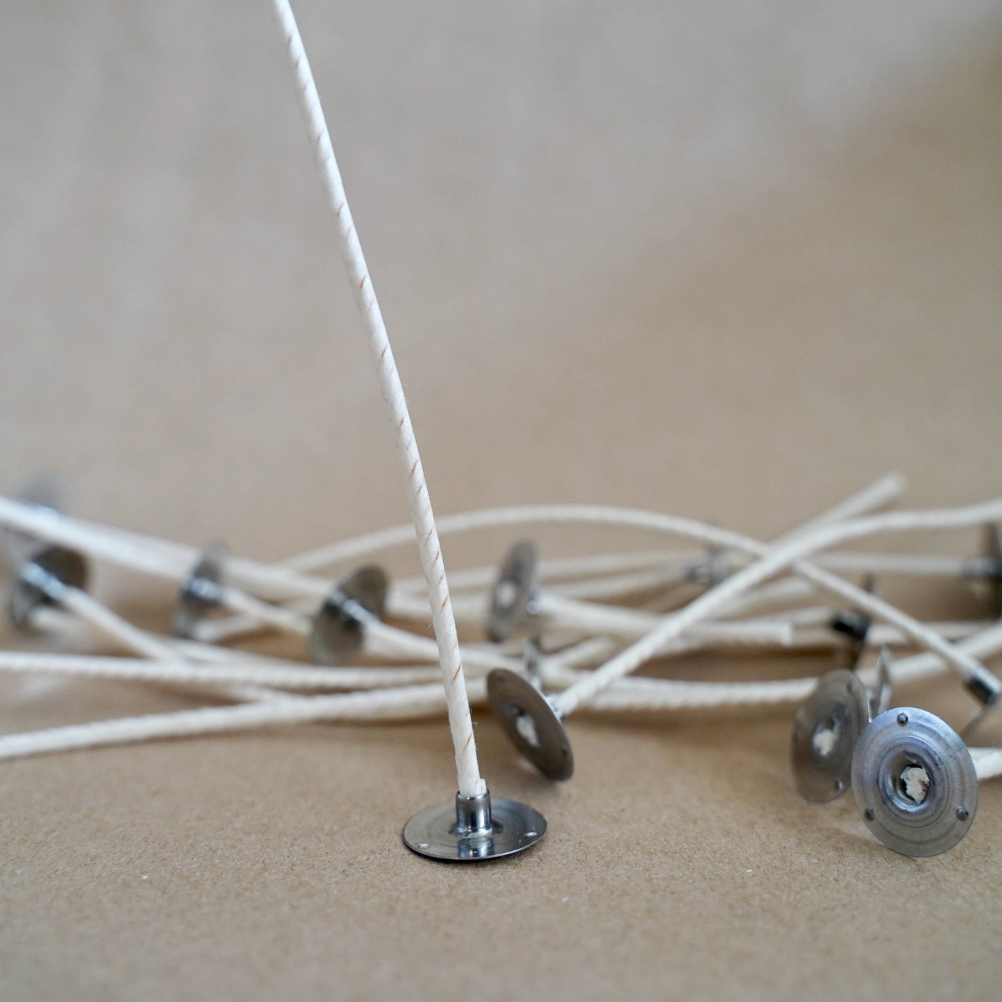 CD 22, 6" Candle Wicks