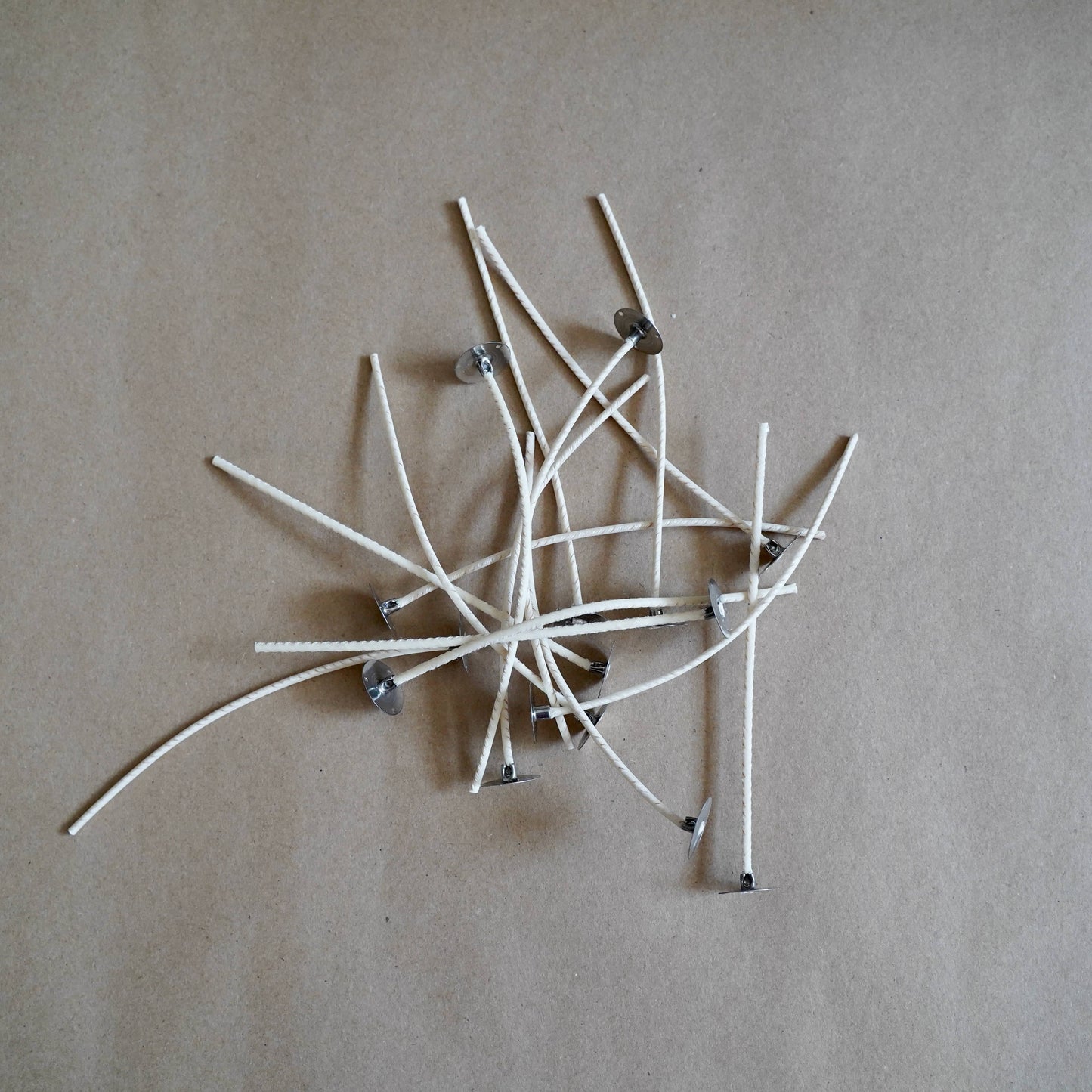 CD 22, 6" Candle Wicks