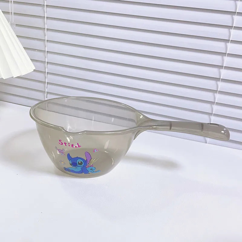 New cartoon Hello Kitty household kitchen water scoop Large plastic hair washing shower spoon portable transparent water spoon