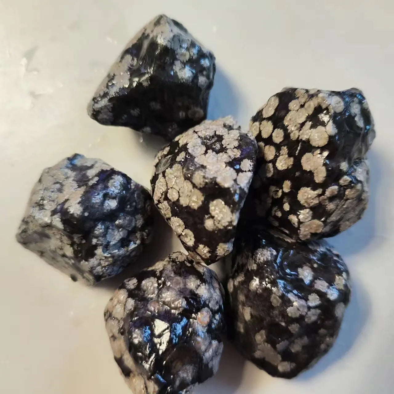 Natural Raw Snowflake Obsidian Material Stone Rough Crystal Healing Stone Reiki Healing Energy Healing Stone Home Decoration