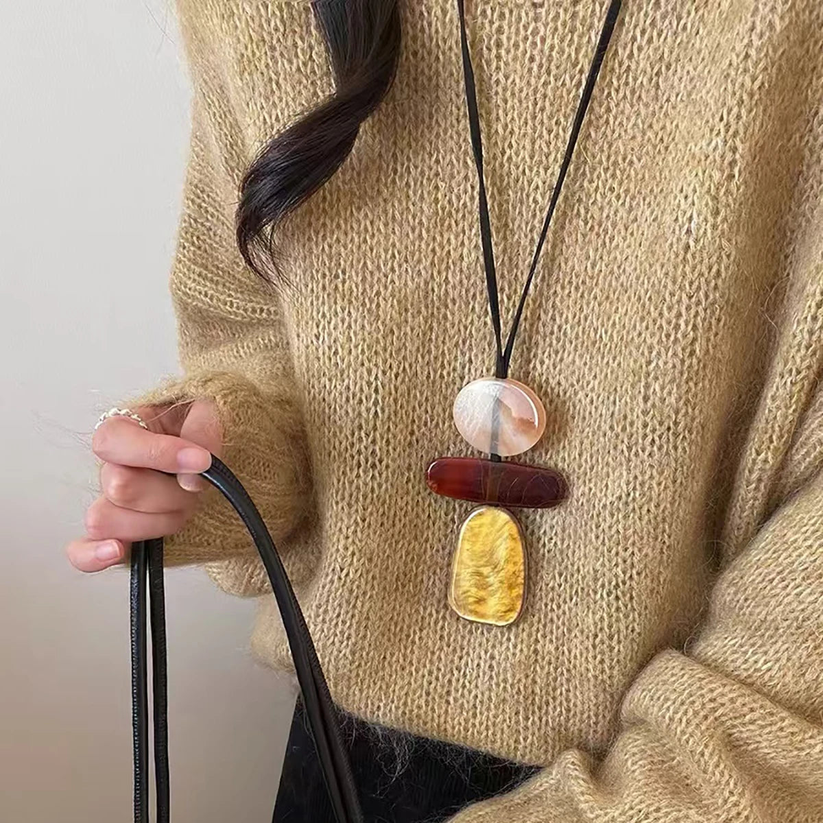 Fashion simple retro Bohemian style acrylic resin irregular personality pendant long autumn winter sweater chain necklace women