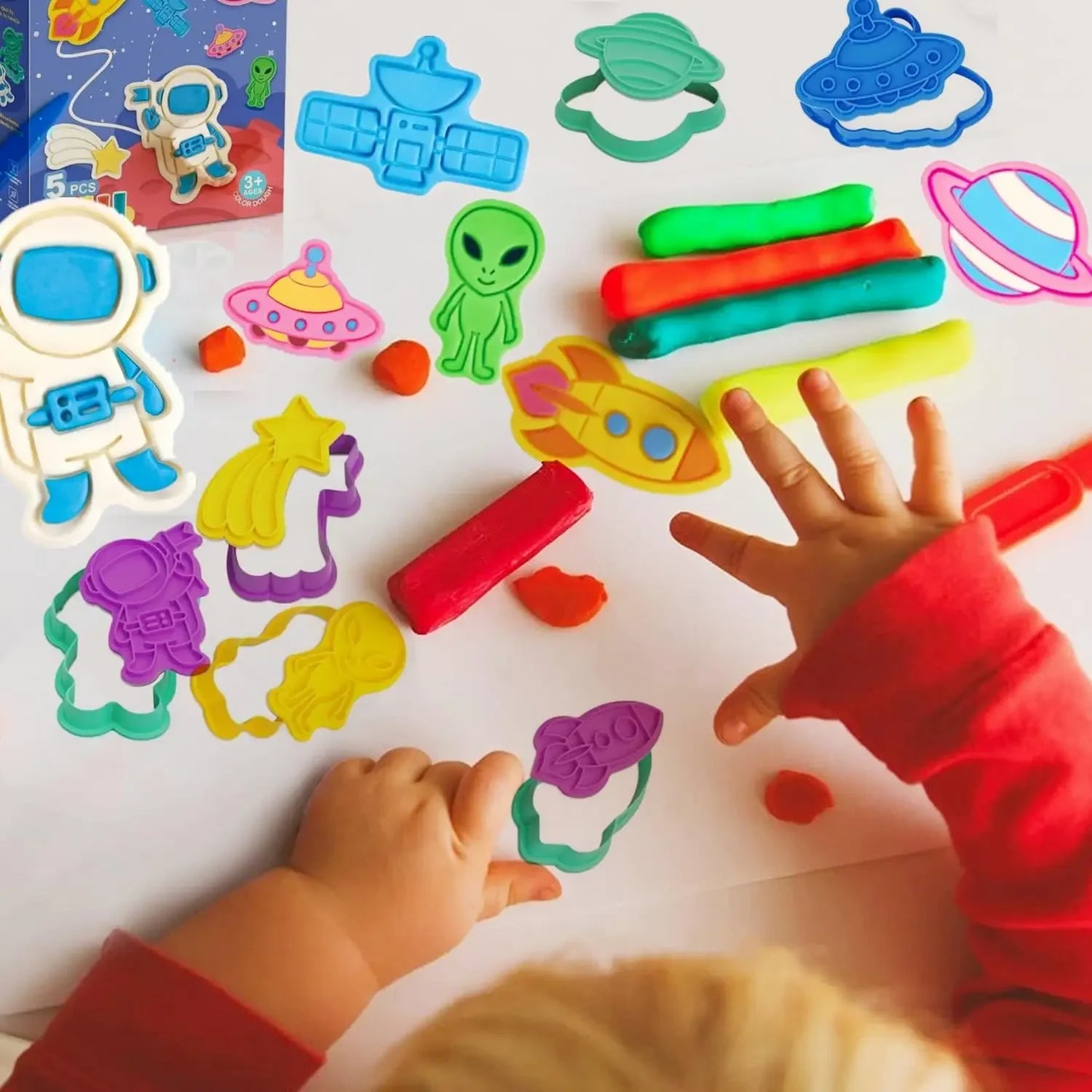 Yeahbo Playdough Sets Toys for Kids 2 3 4 5 Years, Play Dough Tools Plasticine for Children, Playdough Accessories 8 Space Mold