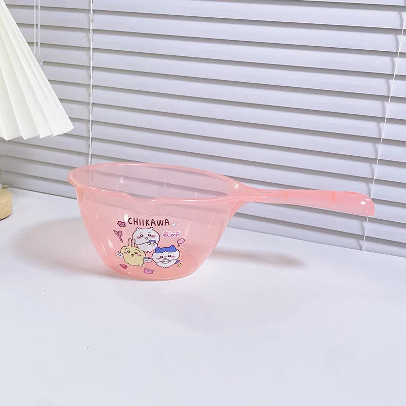 New cartoon Hello Kitty household kitchen water scoop Large plastic hair washing shower spoon portable transparent water spoon