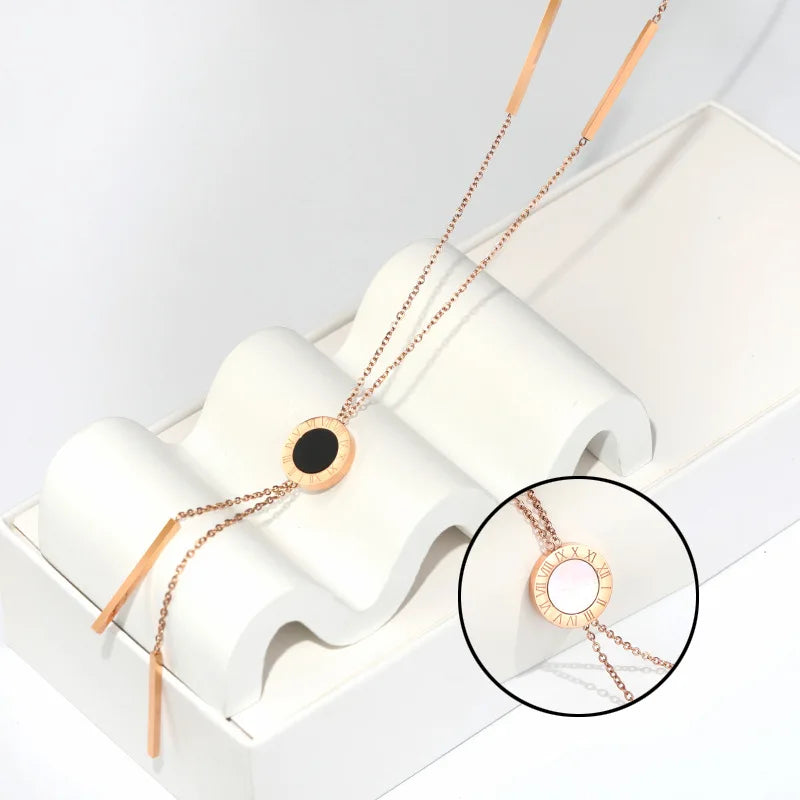 Fashion Geometric Disc Roman Digit Numbers Long Tassel Necklaces & Pendants Autumn Winter Sweater Chain Necklace Women Jewelry