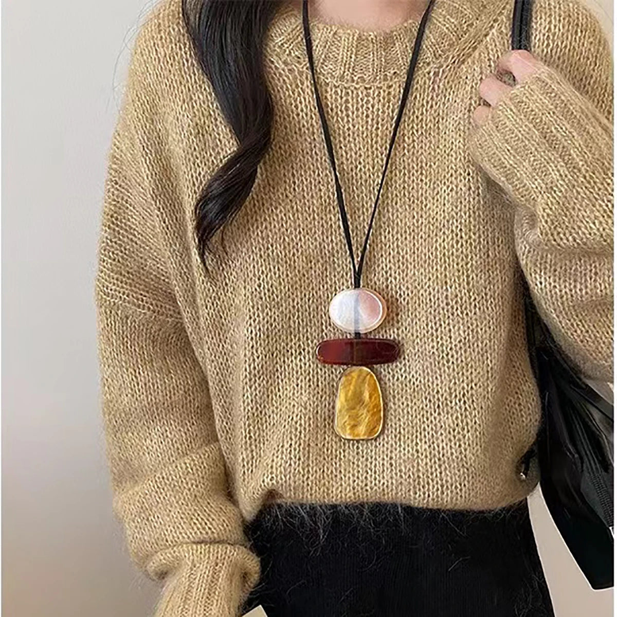 Fashion simple retro Bohemian style acrylic resin irregular personality pendant long autumn winter sweater chain necklace women