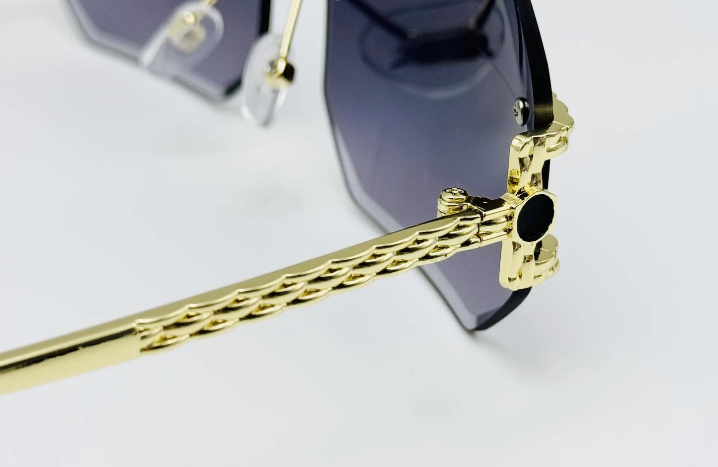 New in Rimless Sunglasses Women 2025 Trendy Fashion Glasses Sunscreen Shades Luxe Femme Lentes De Sol Mujer Lunette Soleil Femme