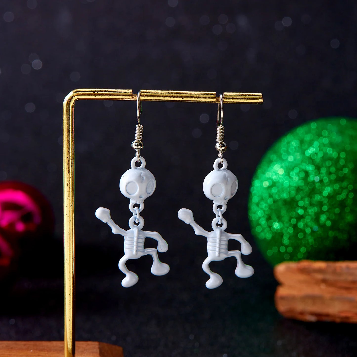 Cute Halloween Skull Bat Pumpkin Stud Earring for Women Jewelry Enamel Cat Star Moon Spider Ghost Dangle Piercing Party Ear Gift