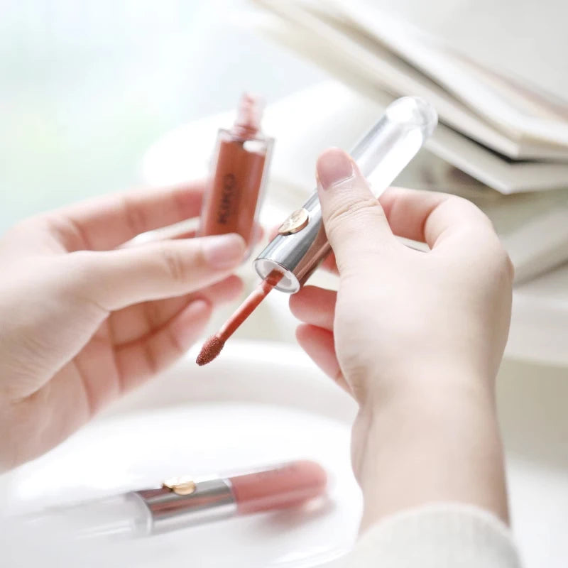 Lip Gloss Low-saturation Enhance Brighten The Complexion Form Lightweight Protective Film Reduce Moisture Loss Boost Confidence