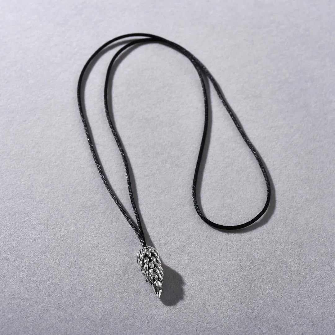 Europe Retro Brass Plating 18K Gold Black Rope Wheat Tassel Long Sweater Chain Necklace Woman Charm Jewelry Trend