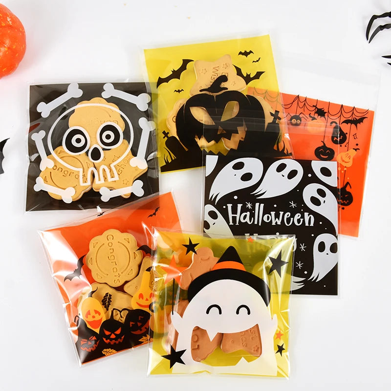 100Pcs Halloween Candy Bags Pumpkin Ghost Plastic Gift Cookie Packaging Bags Halloween Party Decor Supplies Kids Trick or Treat