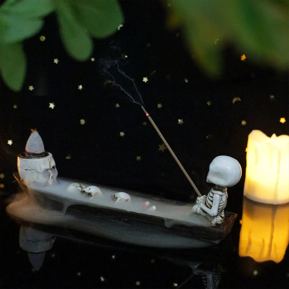 Creative Skull Incense Holder Resin Halloween Decor Boat Decorative Incense Holder Backflow Incense Burner Cool Room Decorations