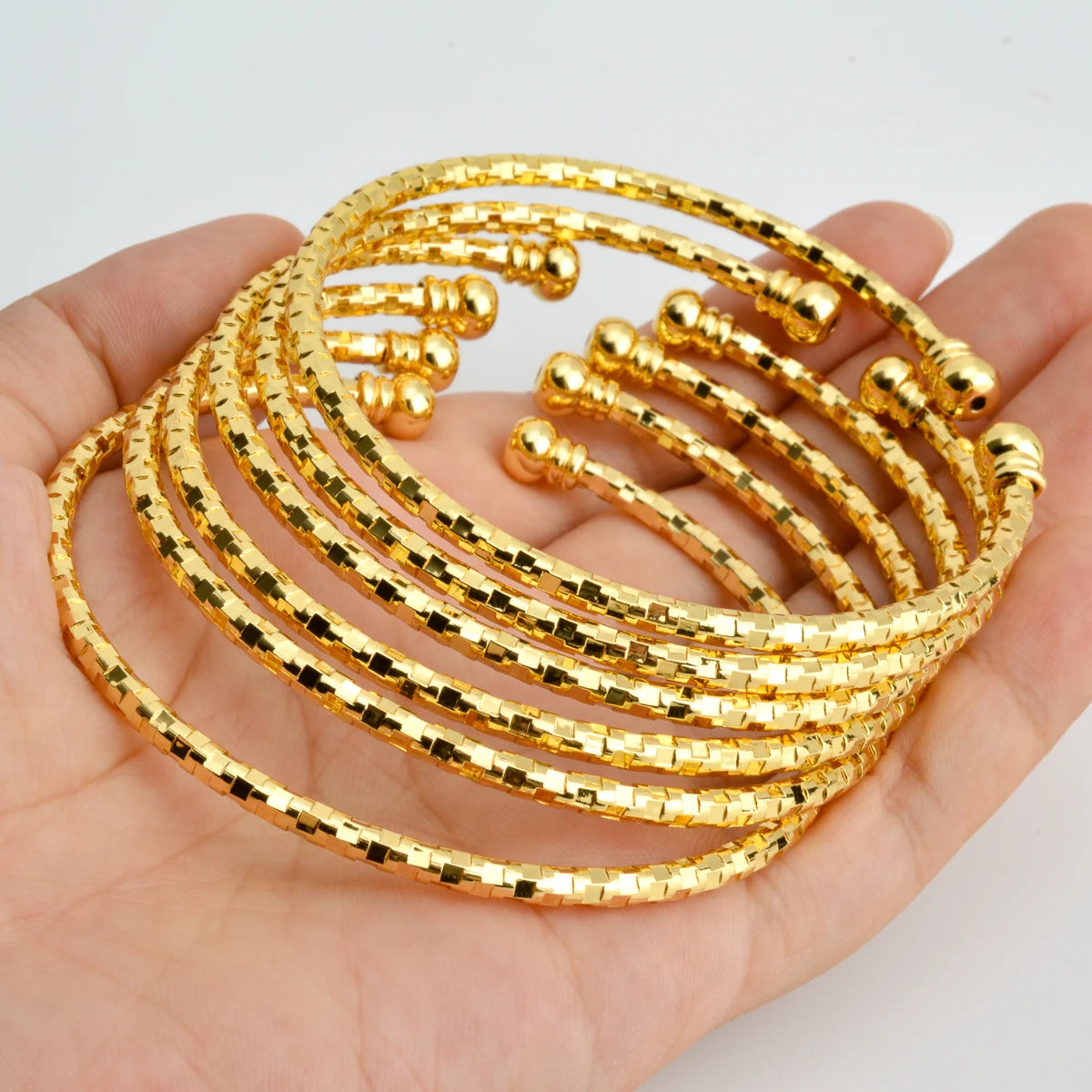 6Pcs/Set Dubai Bangles Set For Women Indian Africa Lady Jewelry Ethiopian Gold Color Cuff Bangles Wedding Bride Jewelry Gift
