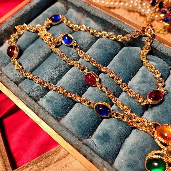 2023 Ornament Mid-Ancient Baroque Glaze Colored Gems Flower Brooch Necklace Sweater Chain Clavicle Chain Necklace Set