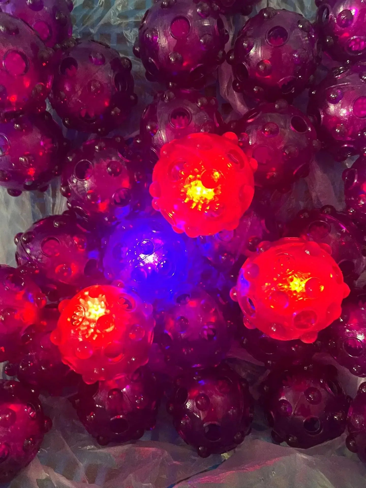 Sound Luminous Dog Toys Self-hi Boredom Relief Artifacts Automatic Walking Balls Interactive Flash Ball Training Pet Supplies