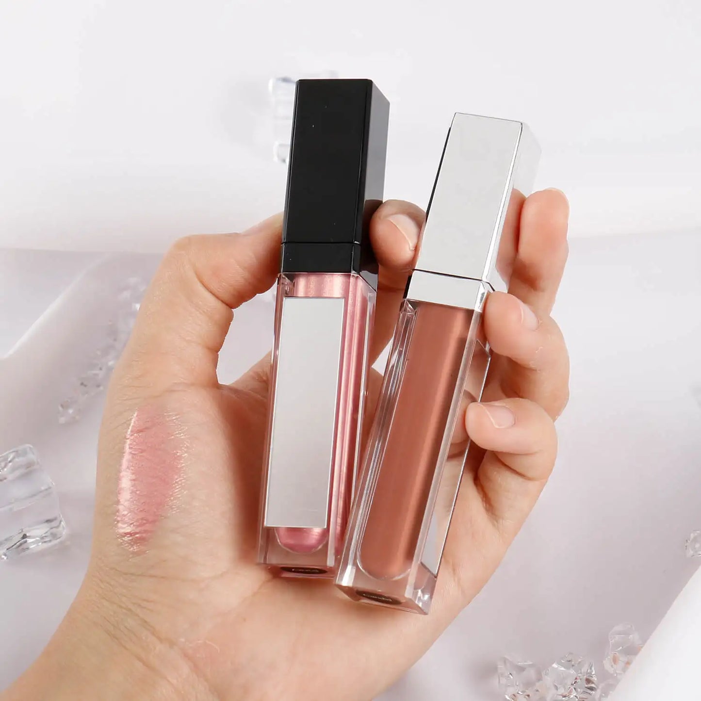 Lip Gloss with Led Light and Mirror Private Label Lipstick Liquid Shiny Colors P42 P43 P90 P143