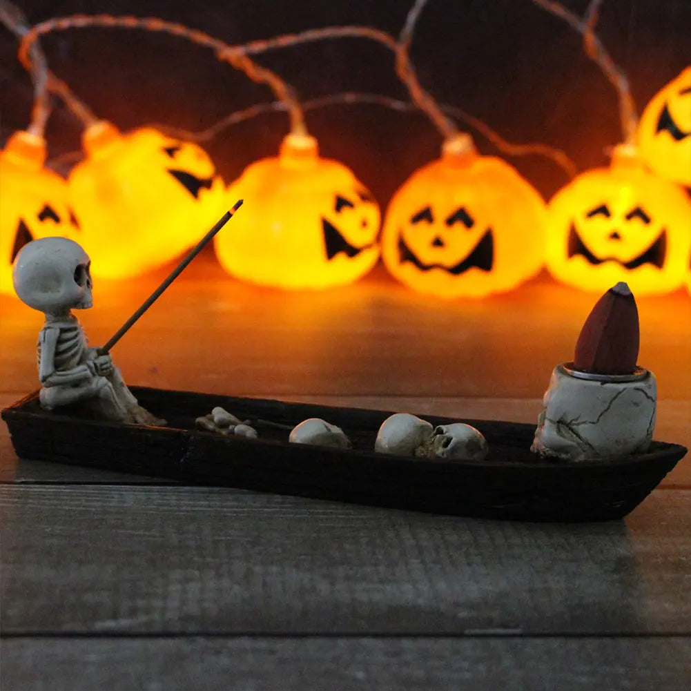 Creative Skull Incense Holder Resin Halloween Decor Boat Decorative Incense Holder Backflow Incense Burner Cool Room Decorations