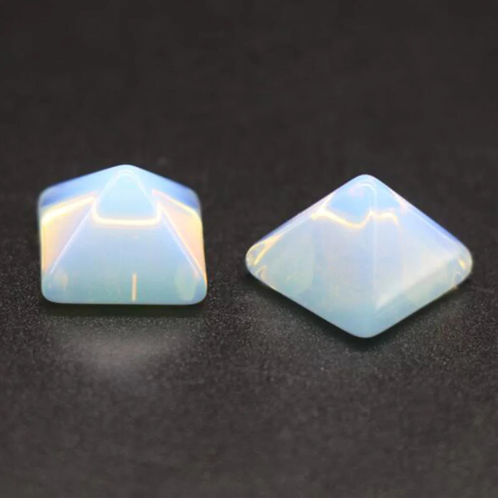 Pyramid Gemstone Natural Stone Crystal Quartz Healing Crystal Home Office Decor Crafts Polished Healing Stone Gift