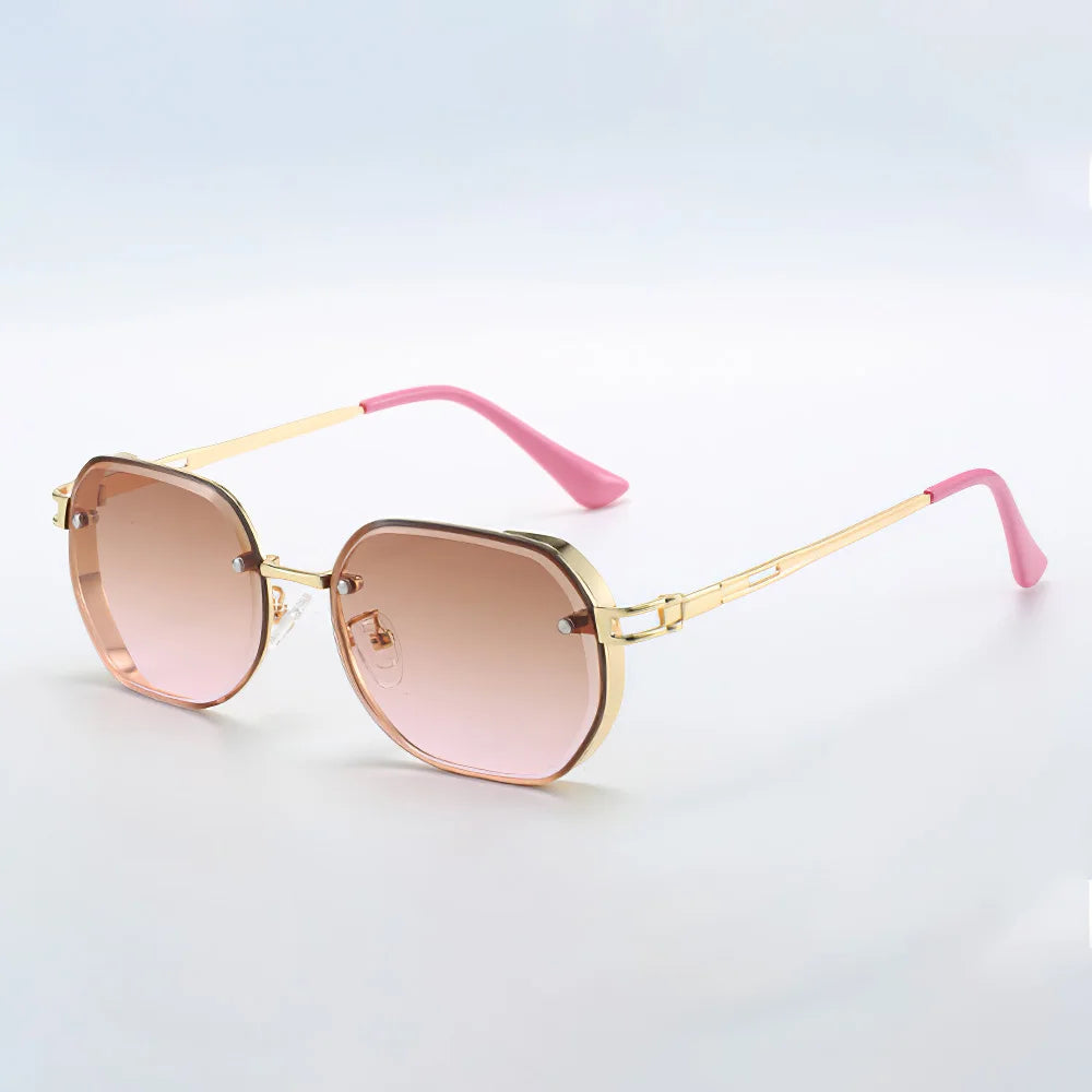 2025 New in Sunglasses for Women Black Frame Gold Border Decoration Fashionable Black Lens Glasses Sunglasses Sunglasses Women