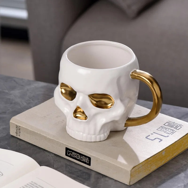 1PC 600ML Halloween Skull Cup with Handle Lidless Ceramic Cup Funny Water Beer Milk Cup Mocha Cup Creative Modeling Mug
