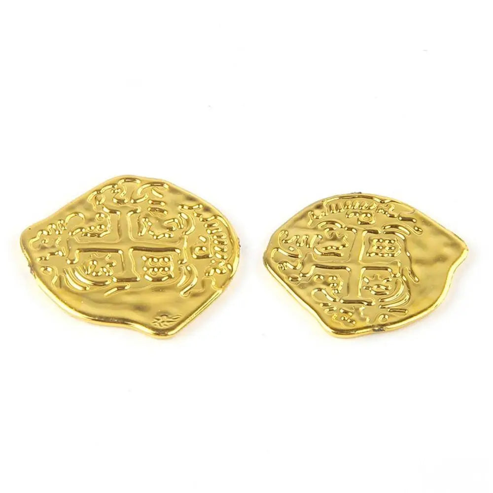 100PCS Gold Silver Halloween Pirate Treasure Coins Festival Ornament 3.7*3.5cm Toy Coins Party Supplies Photo Props