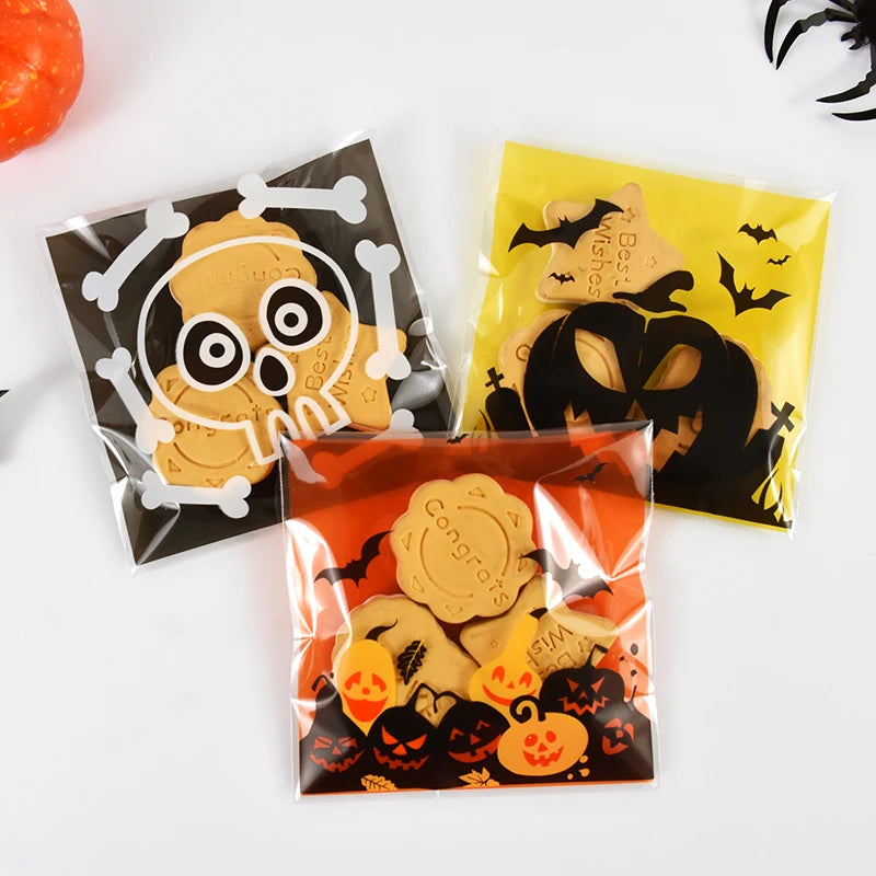 100Pcs Halloween Candy Bags Pumpkin Ghost Plastic Gift Cookie Packaging Bags Halloween Party Decor Supplies Kids Trick or Treat