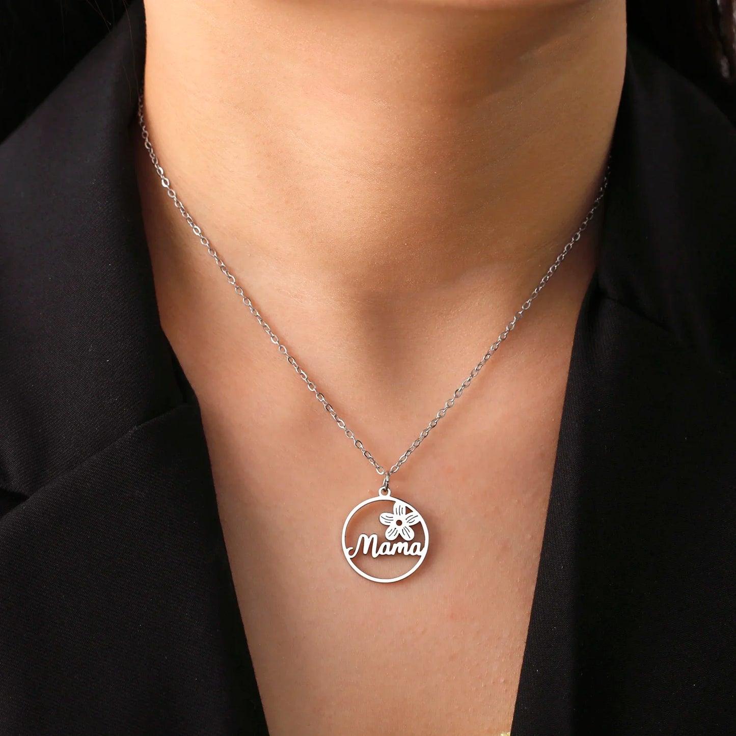 Skyrim Mama Letter Pendant Necklace for Women Stainless Steel Neck Chain Choker Trendy Family Jewelry Mother's Day Gift for Mom