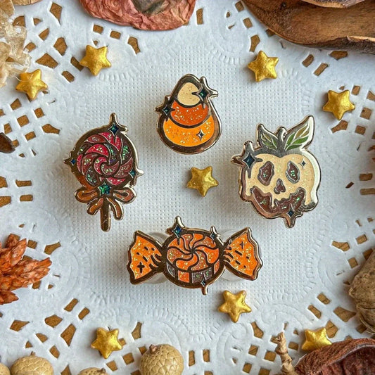 Halloween Glitter Spooky Candies Enamel Pins Gothic Skull Metal Badge Witchy Lollipop Brooch for Jewelry Accessory Best Gifts