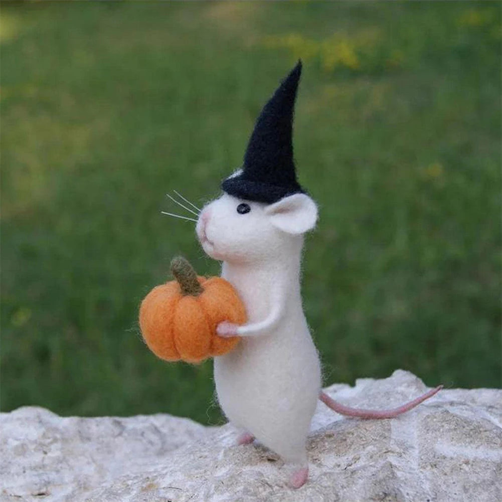 Halloween Handmade Wool Needle Felt Mouse Toy Set Desktop Decoration Creative Mini Little White Mouse Holding Pumpkin Cloth Doll