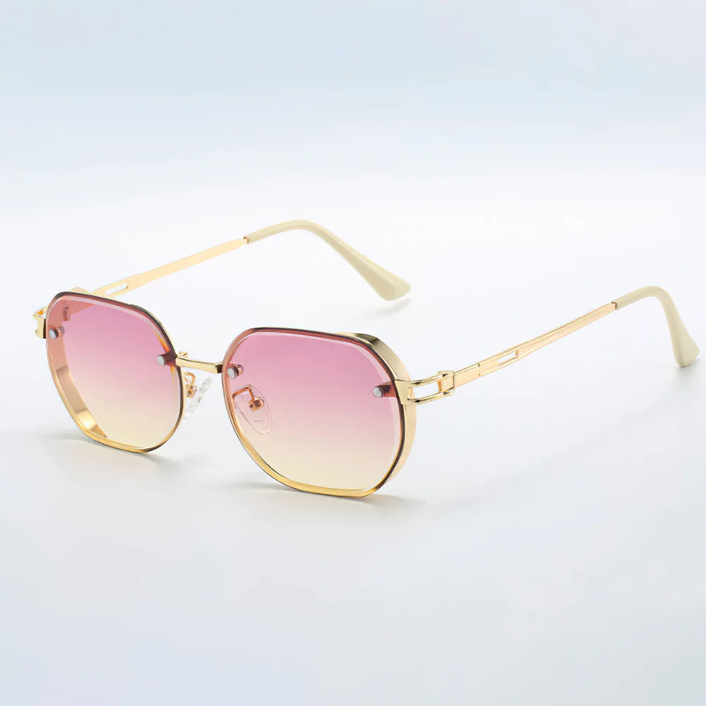 2025 New in Sunglasses for Women Black Frame Gold Border Decoration Fashionable Black Lens Glasses Sunglasses Sunglasses Women