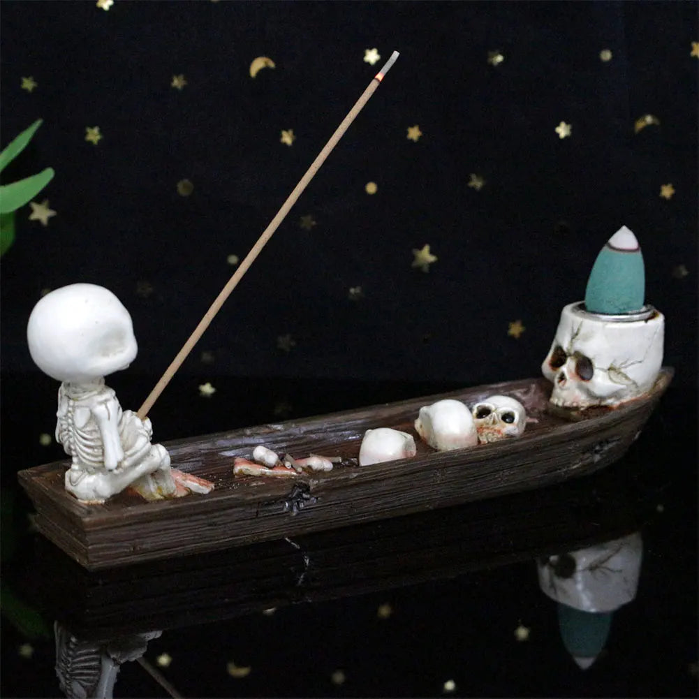 Creative Skull Incense Holder Resin Halloween Decor Boat Decorative Incense Holder Backflow Incense Burner Cool Room Decorations