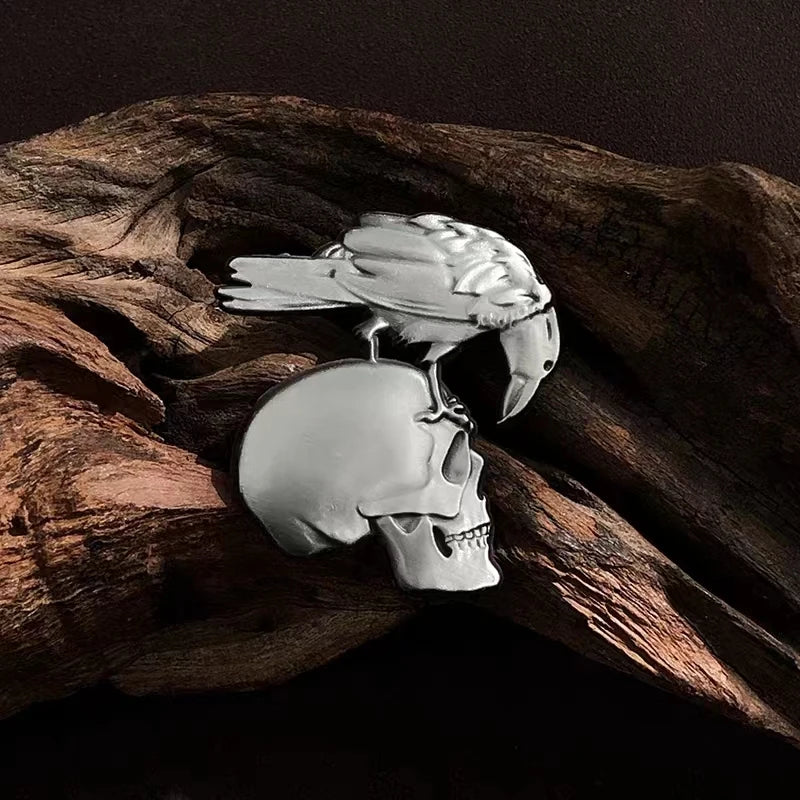 Skull Crow Enamel Pins Custom Motorcycle Club Brooches Lapel Badges Punk Gothic Halloween Horror Jewelry Gift Drop Shipping