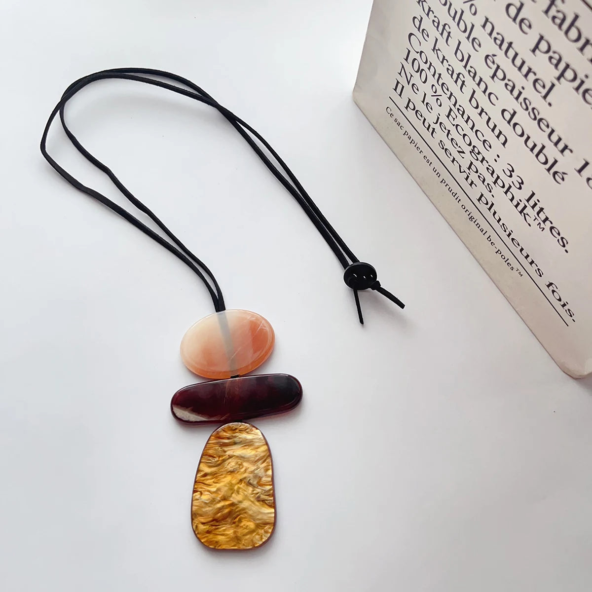 Fashion simple retro Bohemian style acrylic resin irregular personality pendant long autumn winter sweater chain necklace women