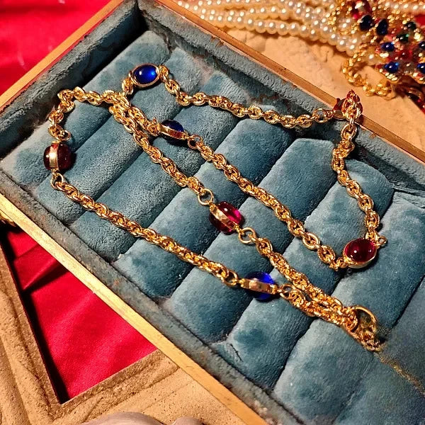 2023 Ornament Mid-Ancient Baroque Glaze Colored Gems Flower Brooch Necklace Sweater Chain Clavicle Chain Necklace Set