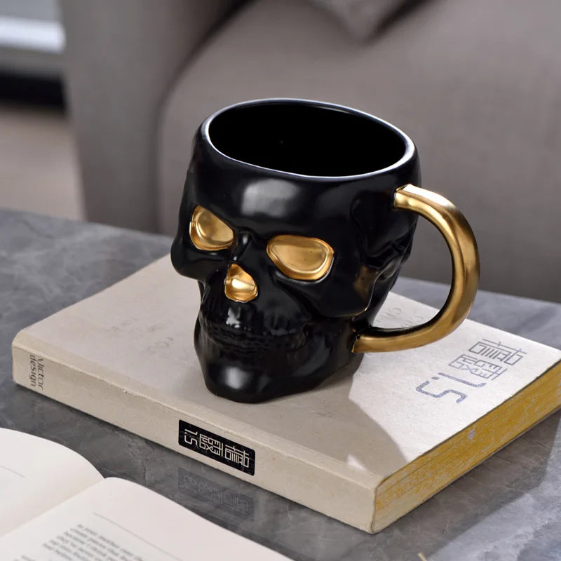 1PC 600ML Halloween Skull Cup with Handle Lidless Ceramic Cup Funny Water Beer Milk Cup Mocha Cup Creative Modeling Mug