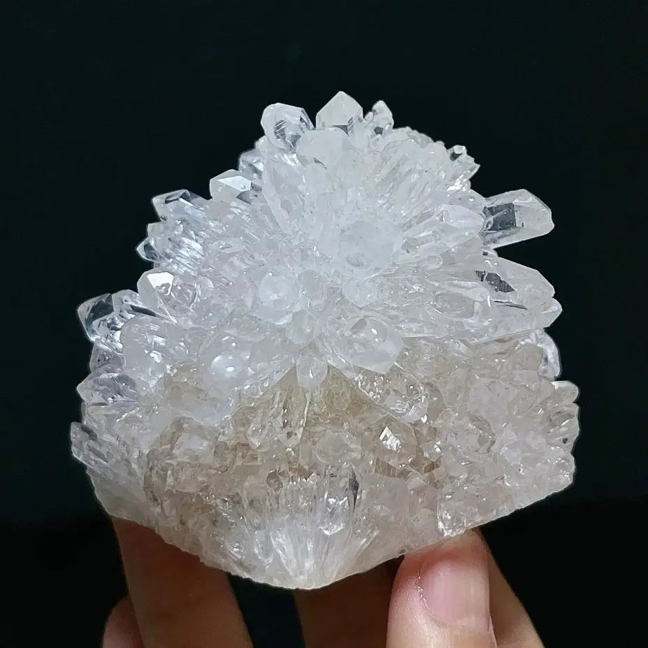 100% Natural Crystal Cluster Chrysanthemum Raw Stone Crystals Quartz Cluster Gemstone Specimen Meditation Feng Shui Home Decor
