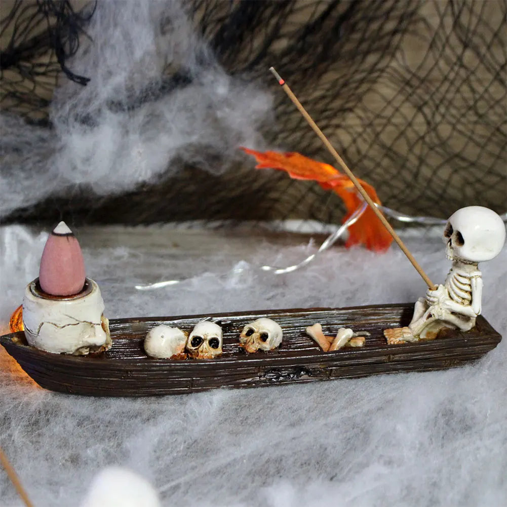 Creative Skull Incense Holder Resin Halloween Decor Boat Decorative Incense Holder Backflow Incense Burner Cool Room Decorations