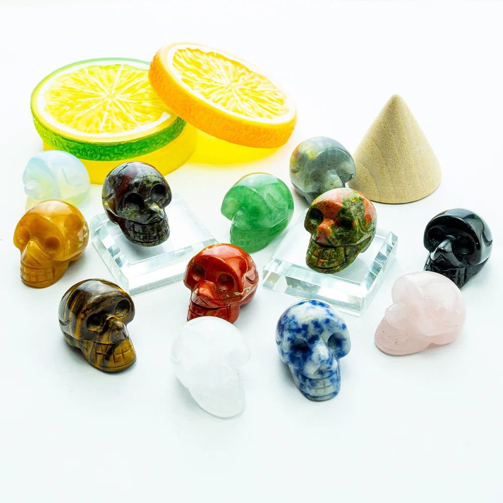 Natural Crystals Skulls Mineral Ghost Head Polished Carved Halloween Gift Desktop Home Decor Stone Crafts Skull Statues 14colors