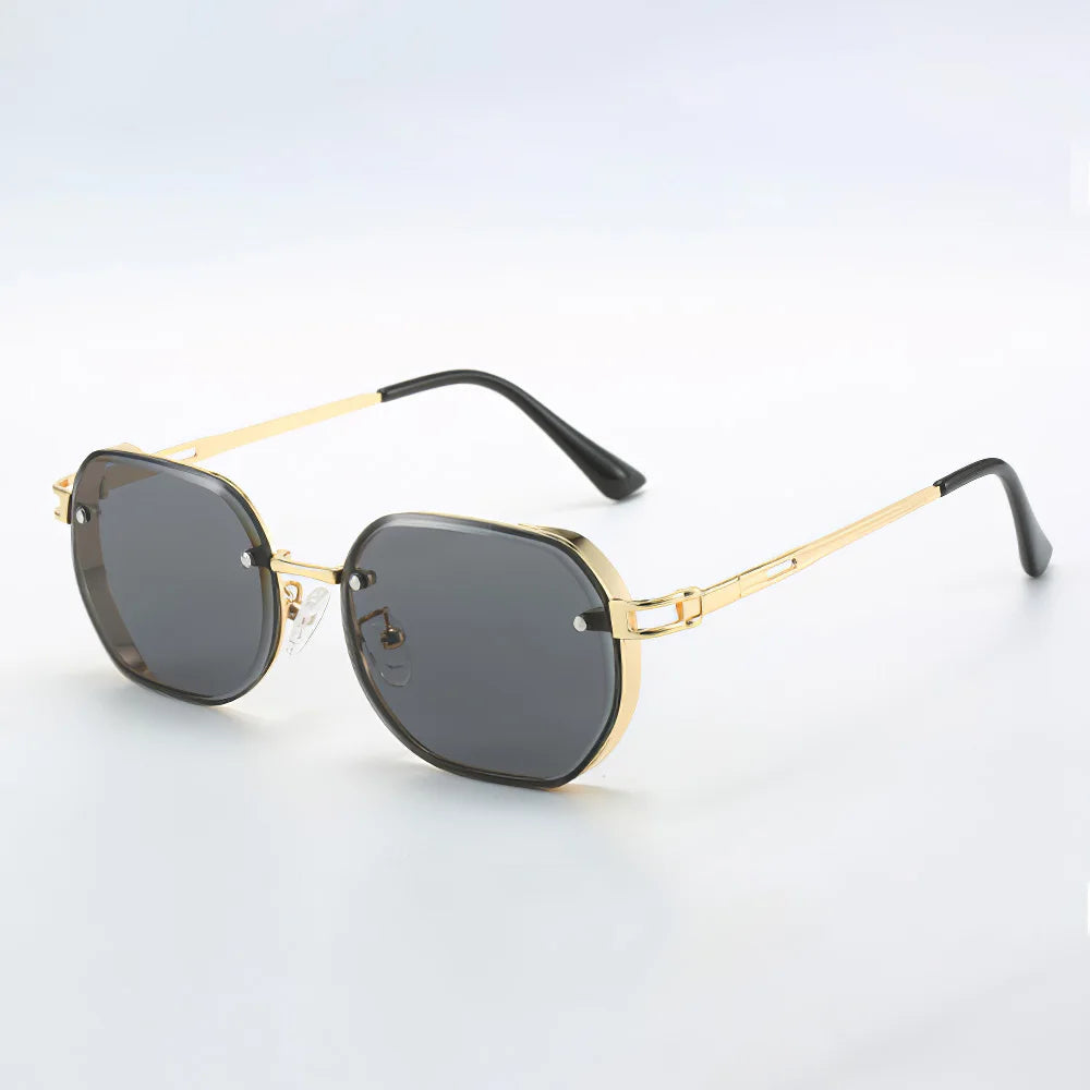 2025 New in Sunglasses for Women Black Frame Gold Border Decoration Fashionable Black Lens Glasses Sunglasses Sunglasses Women