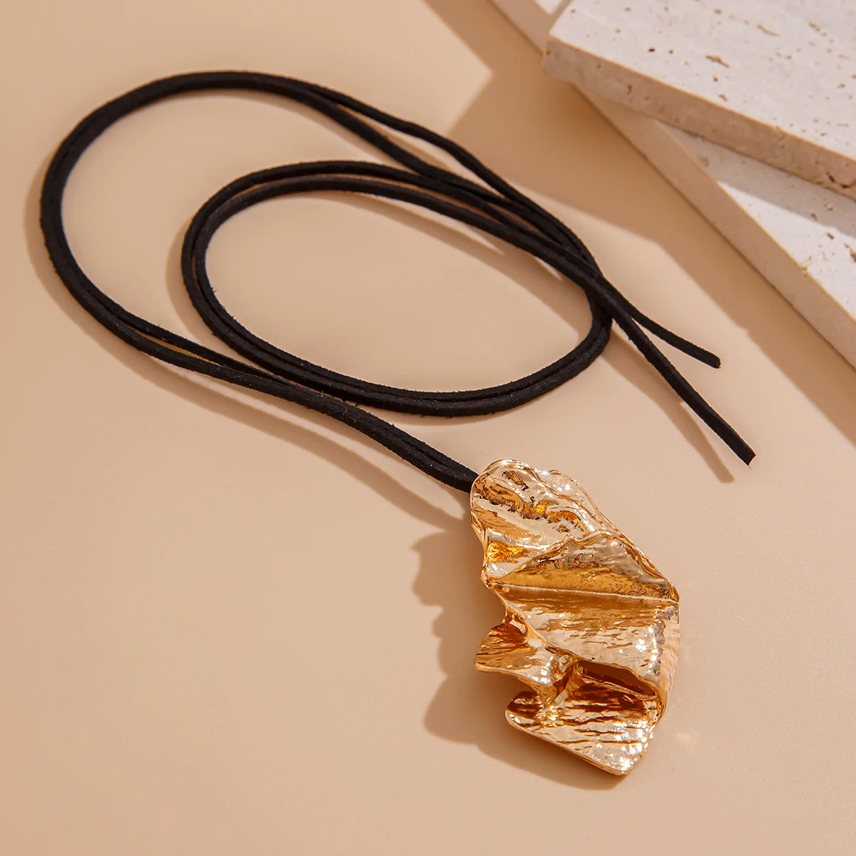 Ingemark Goth Black Korean Velvet Bow Chain Necklace for Women Punk Irregular Metal Pendant Choker Halloween Neck Jewelry Gift