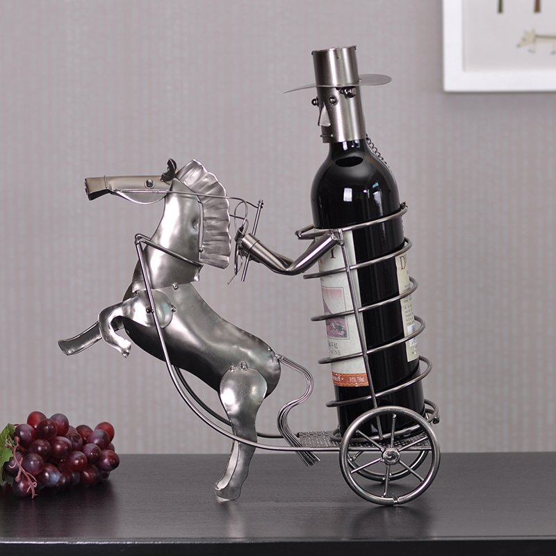 Creative Gentleman Carriage Decorative Wine Racks